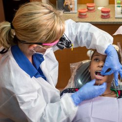 UT Dentists - Our expert general dentists, specialists and dental hygienists care for patients (age 9 or older) with every type of dental problem.
