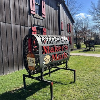 Maker's Mark Distillery - Tours Near Me - Loretto, Kentucky Maker's Mark Distillery - Tours Near Me - Loretto, Kentucky
