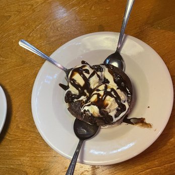 Texas Roadhouse - Molten Brownie with Vanilla ice cream with chocolate drizzle. - Steakhouses Near Me - Parlin, New Jersey