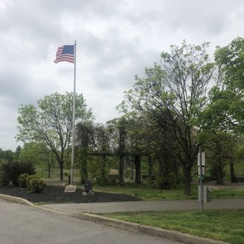 Arthur K Draut Park - Parks Near Me - St. Matthews, Kentucky Arthur K Draut Park - Parks Near Me - St. Matthews, Kentucky