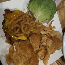 Salvino's Ristorante Sports Bar & Grille - Bacon burbon burger