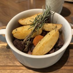 La Vie en Rose - Beef bourguignon