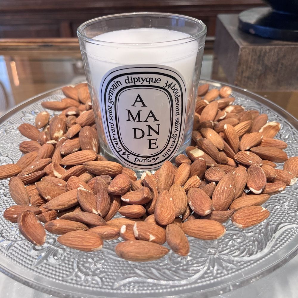 The 2024 Amande (almond - king cake) candle January release