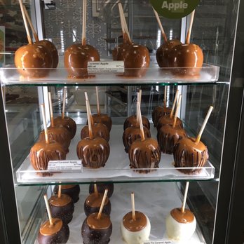 Kilwins Ice Cream - Chocolate - Fudge - Desserts Near Me - Winter Park, Florida