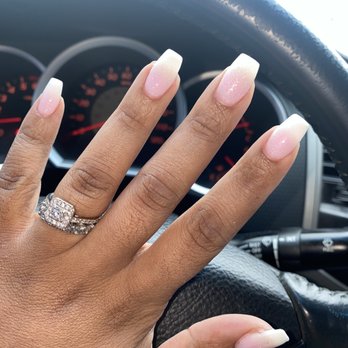 Lee Nails - Ombré oink and white with sparkle - Nail Salons Near Me - Rosemont, Illinois
