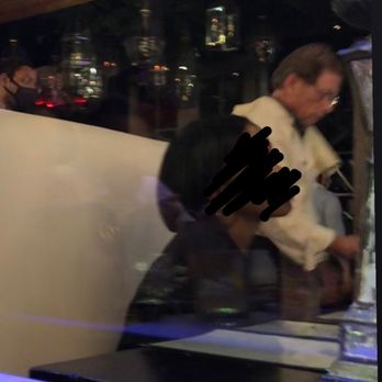 Ruggles Black - Restaurant owner Bruce not wearing a mask - New American Near Me - Houston, Texas