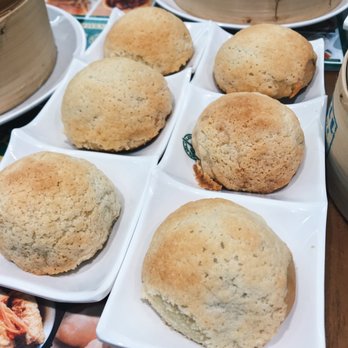 Tim Ho Wan - char siu buns - Dim Sum Near Me - Honolulu, Hawaii Tim Ho Wan - char siu buns - Dim Sum Near Me - Honolulu, Hawaii