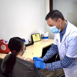 La Paz Rx Pharmacy - Vaccines available.