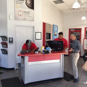 America's Tire - Staff helping customers. - Tires Near Me - Campbell, California America's Tire - Staff helping customers. - Tires Near Me - Campbell, California