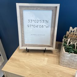 Buttermilk Sky Pie Flower Mound - Signage