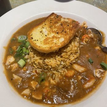 Razzoo's Cajun Cafe - Cajun/Creole Near Me - Concord, North Carolina