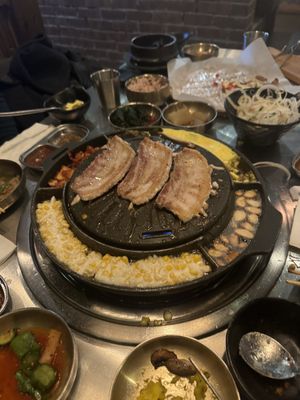 Daldongnae Korean BBQ - Sheppard by null