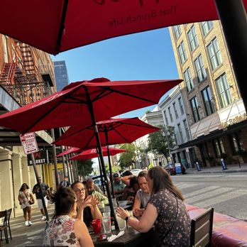 Ruby Slipper Central Business District - Seating on Magazine St. - Breakfast & Brunch Near Me - New Orleans, Louisiana Ruby Slipper Central Business District - Seating on Magazine St. - Breakfast & Brunch Near Me - New Orleans, Louisiana