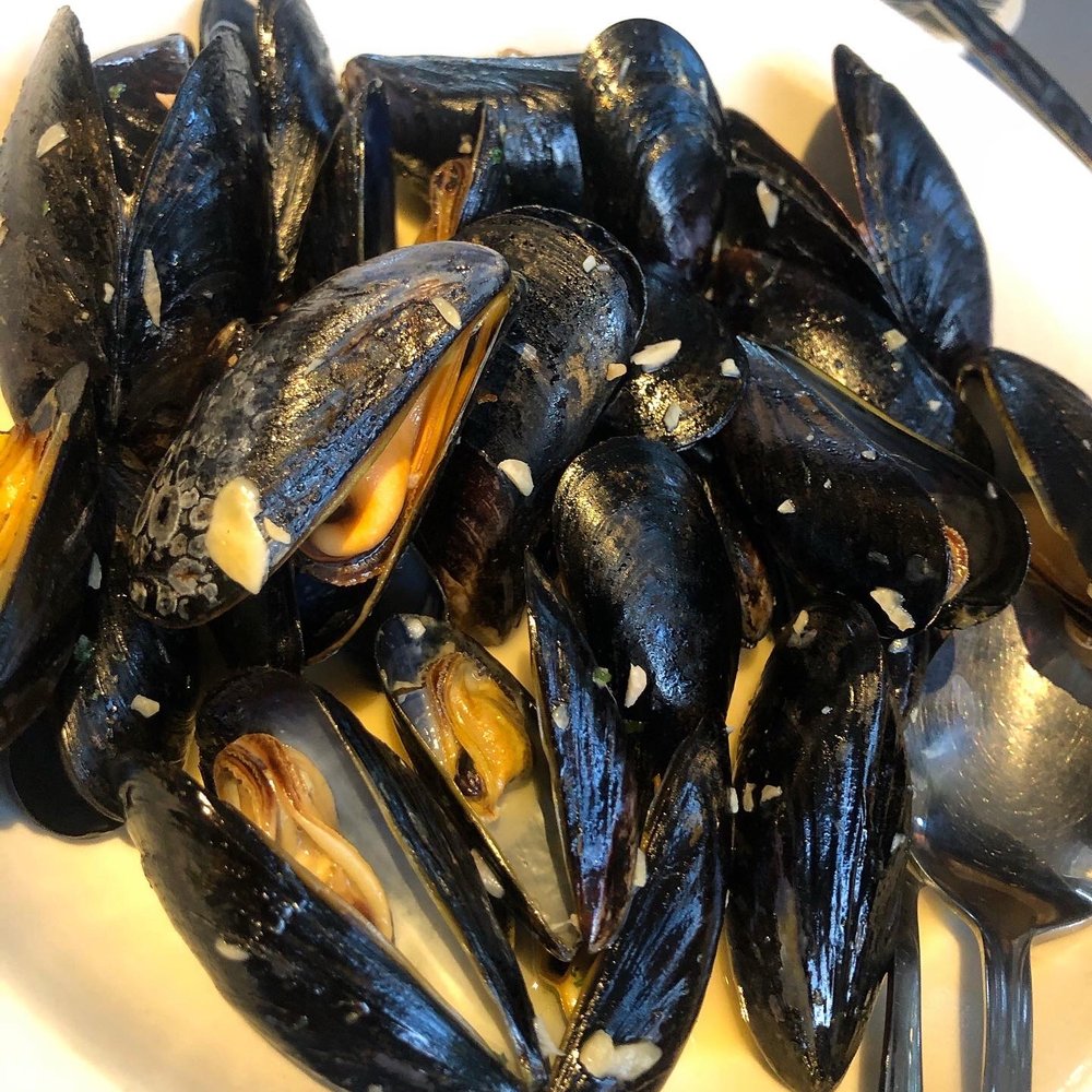 The Bellport - Mussles - New American Near Me - Bellport, New York