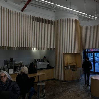 Blue Bottle Coffee - Williamsburg - Coffee & Tea Near Me - Brooklyn, New York