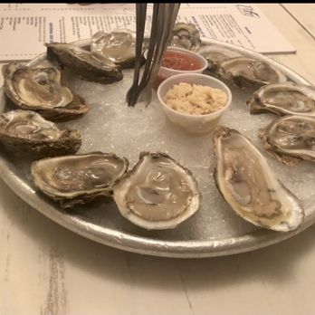Psari Seafood Restaurant & Bar - 1/2 Dozen Raw Oysters - Seafood Near Me - Astoria, New York Psari Seafood Restaurant & Bar - 1/2 Dozen Raw Oysters - Seafood Near Me - Astoria, New York