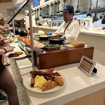 Kitchen - Omelette station - New American Near Me - Las Vegas, Nevada Kitchen - Omelette station - New American Near Me - Las Vegas, Nevada