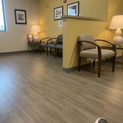 Hickory Dermatology - Lobby in front