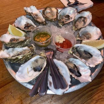 The Dive Oyster Bar - Dozen Oyster - Seafood Near Me - Temple City, California