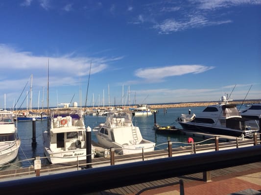 Skeetas Restaurant Bar & Cafe by null