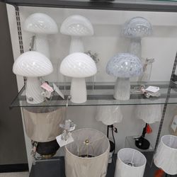Winners Apparel - Mushroom lamps