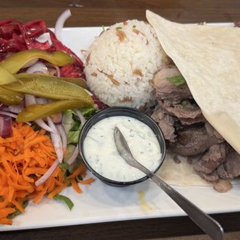 Kolbeh Turkish Restaurant - Beef and lamb doner platter - Turkish Near Me - Fairfax, Virginia Kolbeh Turkish Restaurant - Beef and lamb doner platter - Turkish Near Me - Fairfax, Virginia