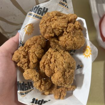 Habit Burger & Grill - 10 pcs Crispy Chicken Bites - Burgers Near Me - Vancouver, Washington