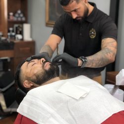 Alducin Barbershop - Date un tipo y déjate consentir por los expertos,  Promoción de semana corte+barba+350 exfoliación gratis