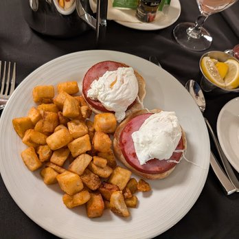 M Resort - Room service benedict (hollandaise was on the side which I loved) - Hotels Near Me - Henderson, Nevada M Resort - Room service benedict (hollandaise was on the side which I loved) - Hotels Near Me - Henderson, Nevada