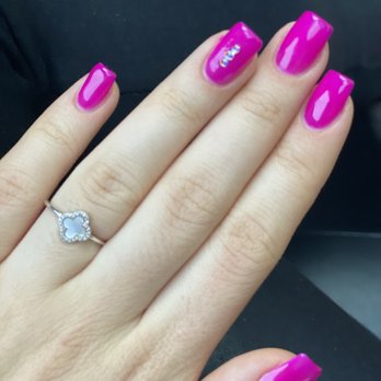 Nails By Sia - Nail Technicians Near Me - Kew Gardens, New York