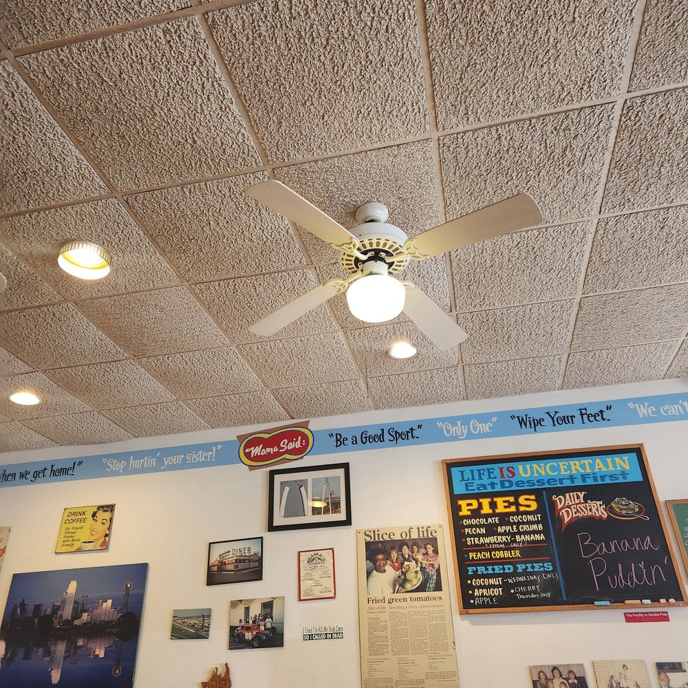 Mama's Daughters' Diner