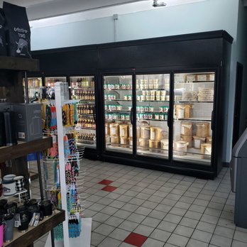 Icki Sticki - Ice Cream & Frozen Yogurt Near Me - Mount Horeb, Wisconsin