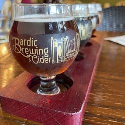 Bardic Brewing - Having a flight. If you don't know what you might like, try a flight of samples