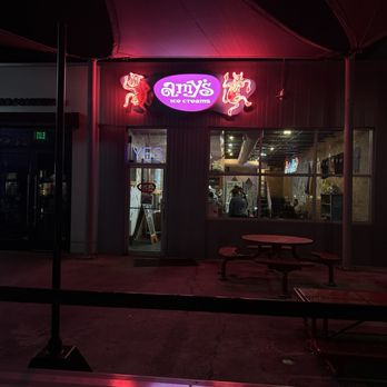 Amy's Ice Creams - From outside - Ice Cream & Frozen Yogurt Near Me - Austin, Texas