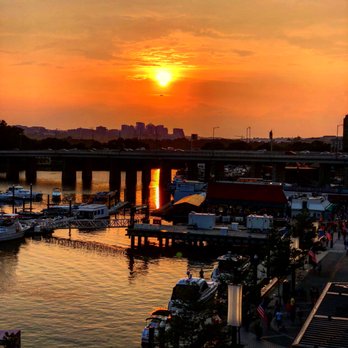 La Vie - Sunset view from La Vie - Cocktail Bars Near Me - Washington, DC, District of Columbia La Vie - Sunset view from La Vie - Cocktail Bars Near Me - Washington, DC, District of Columbia