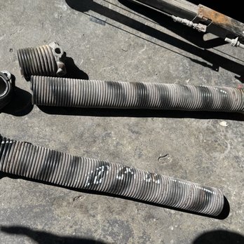 Limon garage doors - Broken springs! No problem - Garage Door Services Near Me - Bloomington, California Limon garage doors - Broken springs! No problem - Garage Door Services Near Me - Bloomington, California