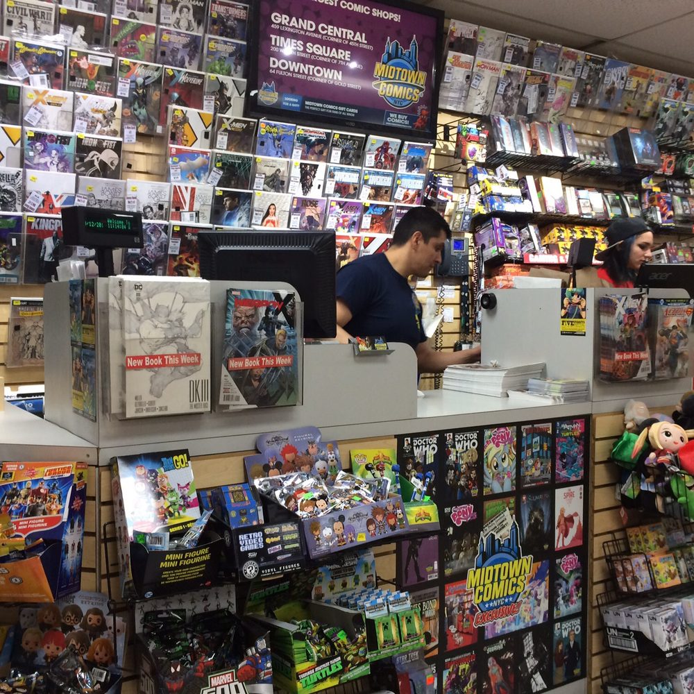 Midtown Comics Grand Central - 04/12/17 - Comic Books Near Me - New York, New York