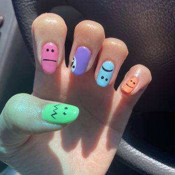 Moon Nails - Nail Salons Near Me - Los Angeles, California Moon Nails - Nail Salons Near Me - Los Angeles, California