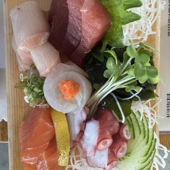 Chiba Restaurant - Sashimi Deluxe Dinner 2025 - Sushi Bars Near Me - North Hollywood, California Chiba Restaurant - Sashimi Deluxe Dinner 2025 - Sushi Bars Near Me - North Hollywood, California