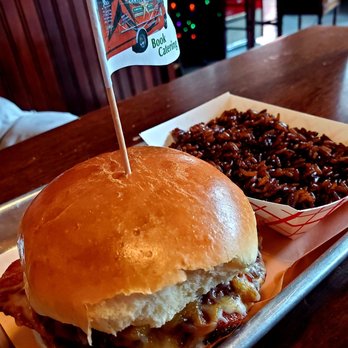 Center Street Smoke House - Bbq burger with dirty rice - Barbeque Near Me - Batavia, New York
