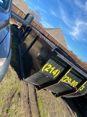 Ortiz roofing & dumpsters Logo