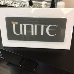 They use Unite products. They use Unite products.