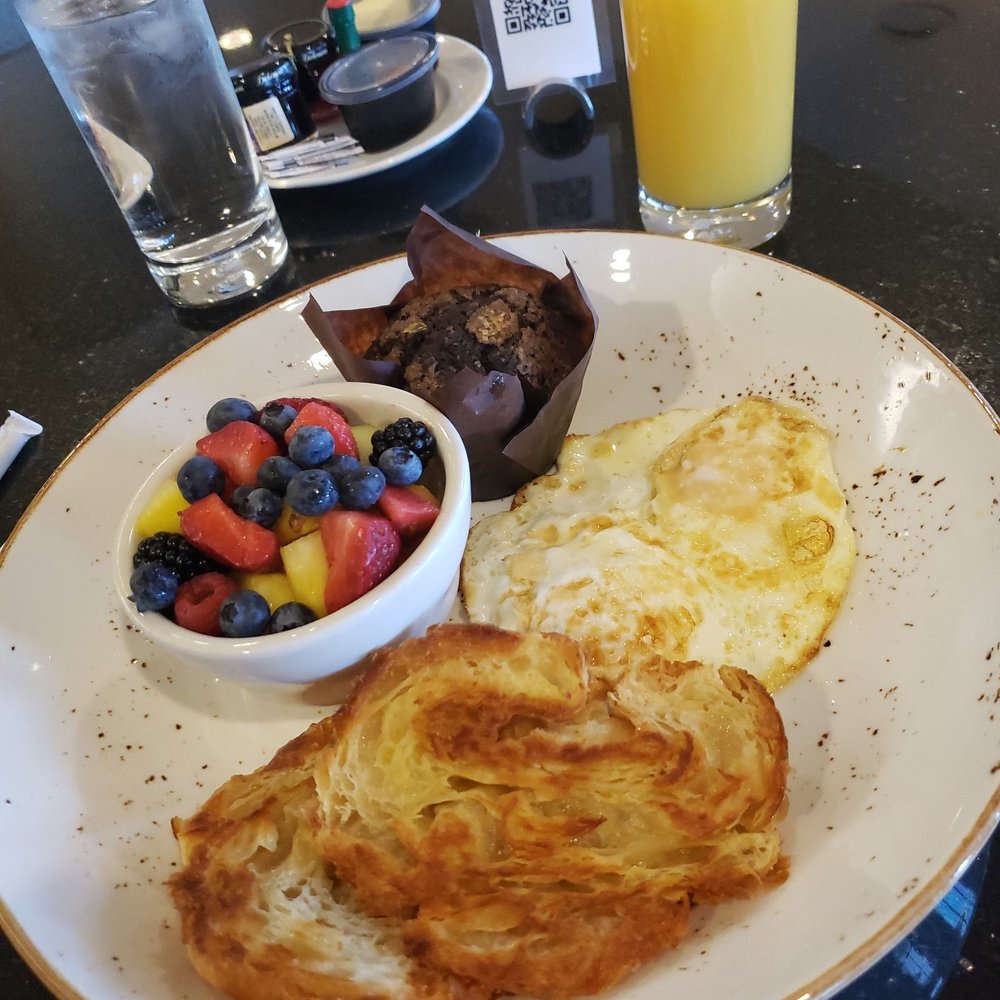 Good looking continental break.