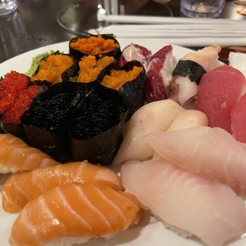 Mizumi - Sushi Bars Near Me - Little Neck, New York