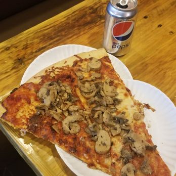 Benny Capitale's - I was worried about the crust, but Its Good! - Pizza Near Me - Raleigh, North Carolina