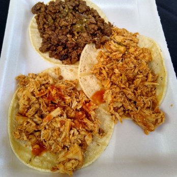 Guapo Tacos - 3 street tacos for $10, 2 chicken tinga and 1 carne asada - Tacos Near Me