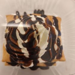 Lunch N Munch - Chocolate cream puff