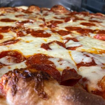 Carlucci's Pizza - Pizza Near Me - Grand Rapids, Michigan