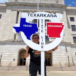 Texas / Arkansas State Line - The state line