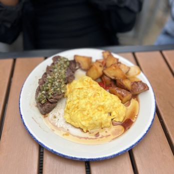 The Admiral - Steak & Eggs - Bars Near Me - Washington, DC, District of Columbia The Admiral - Steak & Eggs - Bars Near Me - Washington, DC, District of Columbia